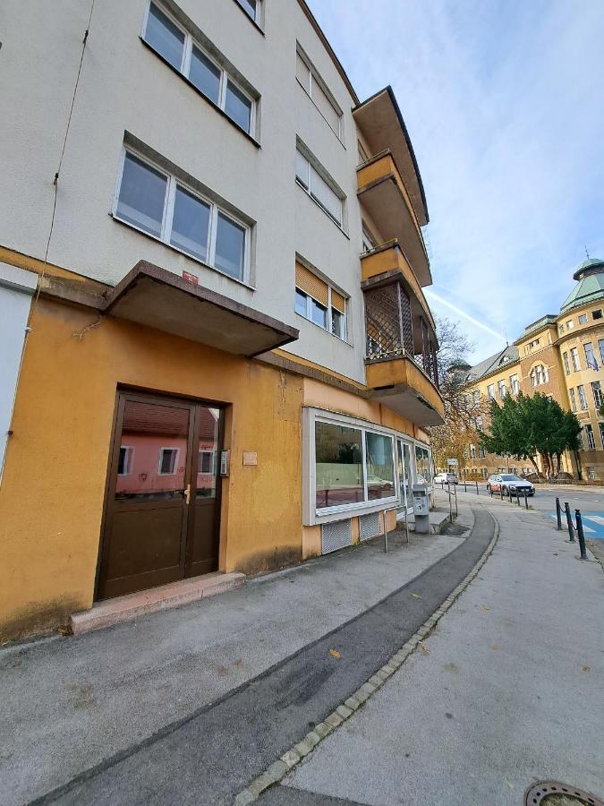 Charming Celje City Center Apartment Ngoại thất bức ảnh
